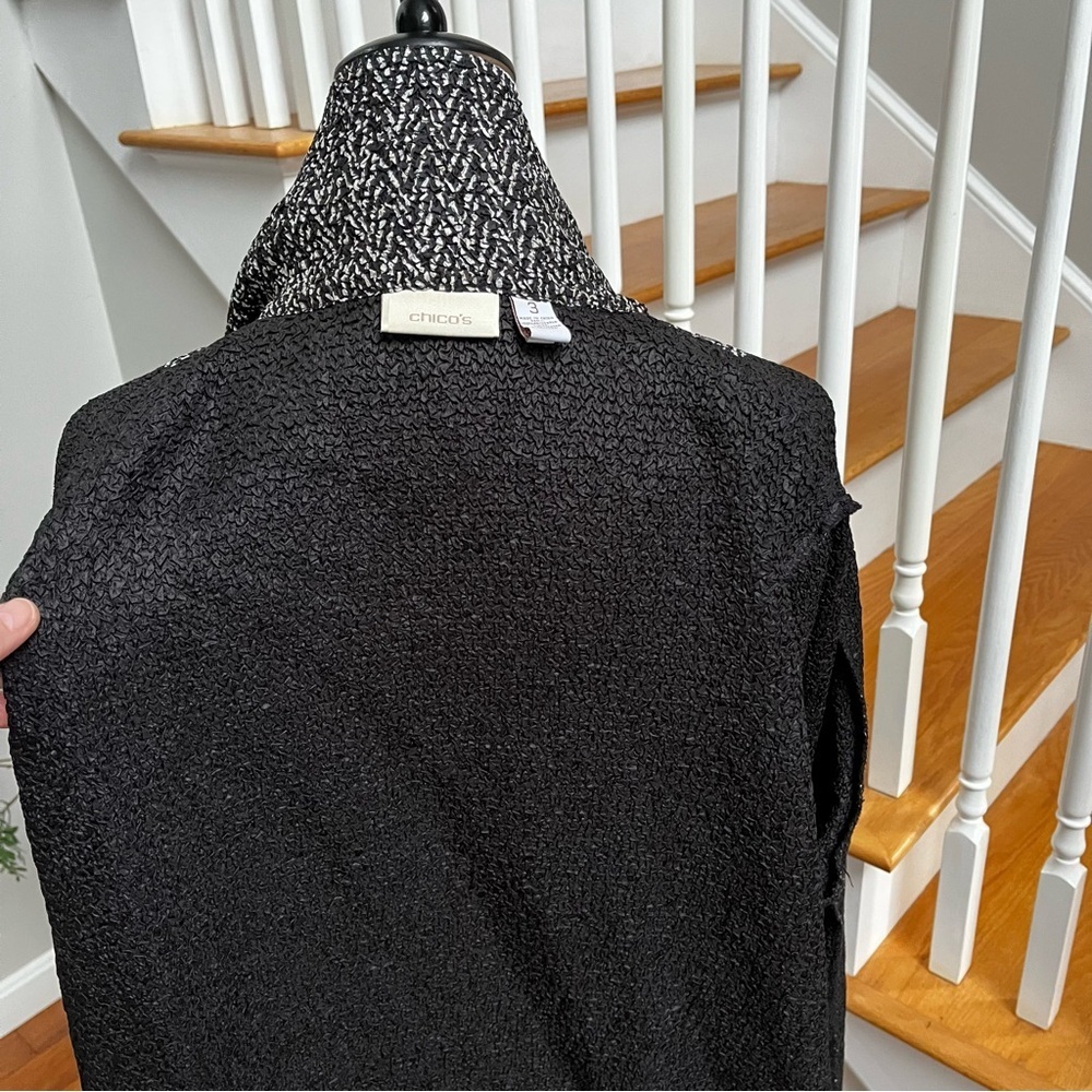Chico’s Size 3 Jacket Black and White Open Front Lightweight Textured 3/4 Sleeve - Picture 7 of 9